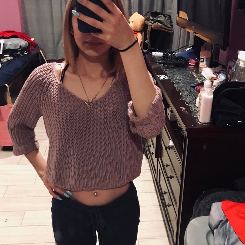Lavendar cropped top